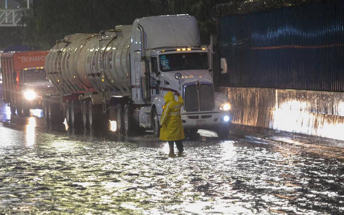 Encharcamientos, inundaciones y tránsito por lluvias en CDMX [VIDEOS] - La  Prensa | Noticias policiacas, locales, nacionales