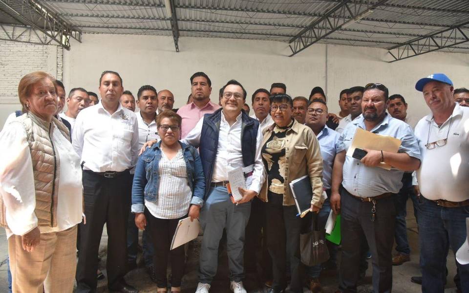 Entregan en Edomex 130 concesiones a transportistas – La Prensa