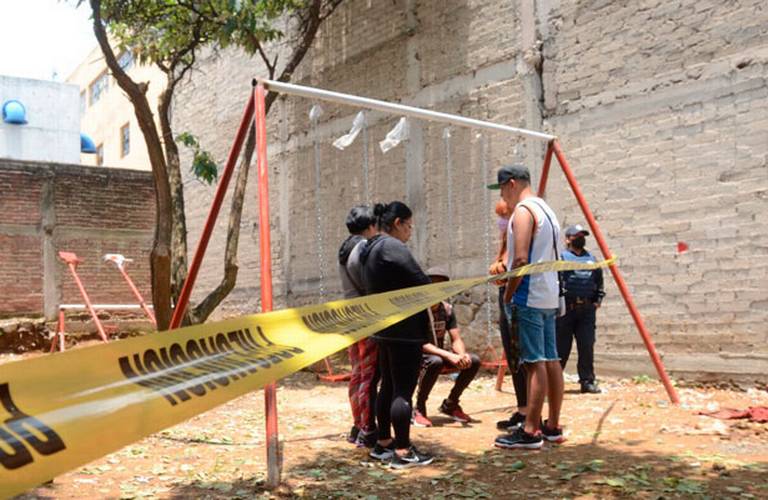 Hallan restos humanos en terreno de la colonia Loma Colorada, Naucalpan -  La Prensa | Noticias policiacas, locales, nacionales